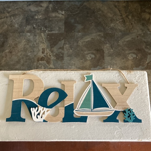 NWT Coastal Wooden RELAX Decoration Sign w/ Coral 🪸 & Sailboat ⛵️ - Picture 14 of 17